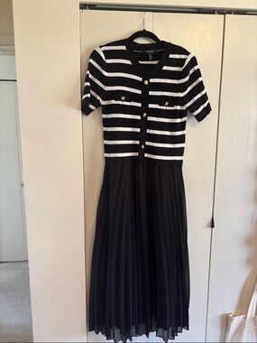 Ellen Tracy Black and White Striped Knit Midi Dress